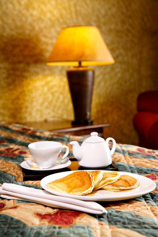 Little Texas Iasi Hotel Екстериор снимка